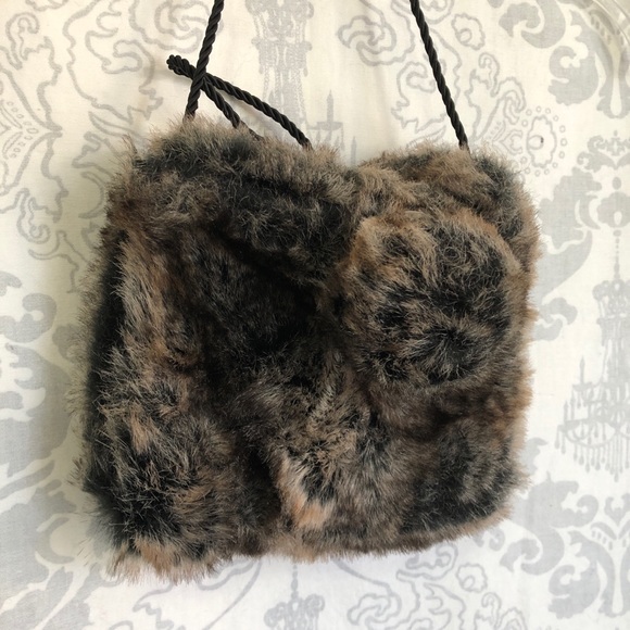 Rothschild Faux Fur Fuzzy Purse Bag - Picture 2 of 5